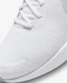 Кросівки бігові Nike REVOLUTION 7 білі FB2207-100