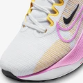 Кросівки бігові жіночі Nike WMNS ZOOM FLY 5 біло-оранжево-рожеві DM8974-100