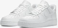 Кросівки жіночі Nike AIR FORCE 1 07 білі DD8959-100