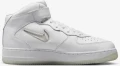 Кроссовки Nike AIR FORCE 1 MID '07 белые DZ2672-101