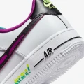 Кросівки підліткові Nike AIR FORCE 1 LV8 (GS) білі DX3933-100