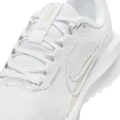 Кросівки бігові жіночі Nike DOWNSHIFTER 13 білі FD6476-101