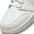 Кросівки Nike AIR JORDAN 1 LOW G білі DD9315-110