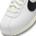 Кроссовки женские Nike W NIKE CORTEZ бело-черные DN1791-100