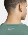 Футболка Nike M NK FLASH MILER TOP зеленая FN3051-361