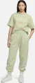 Футболка женская Nike W TEE CLASSICS BOXY светло-зеленая FQ6600-371