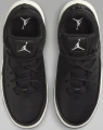 Кросівки підліткові Nike JORDAN MAX AURA 5 (GS) чорно-білі DZ4352-010