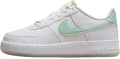 Кросівки підліткові Nike AIR FORCE 1 LV8 (GS) біло-м'ятно-оранжеві FJ7706-131