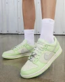Кроссовки женские Nike DUNK LOW NEXT NATURE SE салатовые FN6344-001