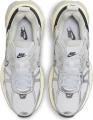 Кросівки жіночі Nike V2K RUN білі FD0736-100