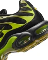 Кроссовки Nike AIR MAX PLUS черно-салатовые DM0032-010