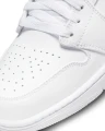 Кросівки Nike AIR JORDAN 1 MID білі 554724-136