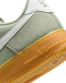 Кроссовки Nike AIR FORCE 1 07 LV8 светло-зеленые FQ8714-300