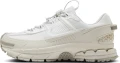 Кроссовки Nike ZOOM VOMERO ROAM WINTERIZED бежево-белые HV5951-100