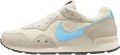 Кроссовки женские Nike VENTURE RUNNER бежево-голубые CK2948-114