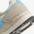 Кросівки жіночі Nike VENTURE RUNNER бежево-блакитні CK2948-114