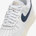 Кросівки жіночі Nike AIR FORCE 1 '07 FLYEASE біло-темно-синьо-золоті HJ9122-100