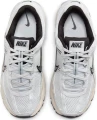 Кроссовки женские Nike ZOOM VOMERO 5 светло-серые FN6742-002
