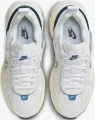 Кроссовки женские Nike V2K RUN бело-темно-синие FD0736-102
