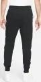 Спортивні штани Nike SPORTSWEAR TECH ESSENTIALS чорні DD5293-010