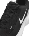 Кроссовки Nike UPLIFT SC черно-белые IB2765-002