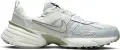 Кросівки жіночі Nike V2K RUN біло-світло-сіро-оливкові FD0736-006