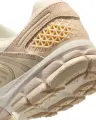 Кроссовки женские Nike ZOOM VOMERO 5 бежевые HQ0458-200