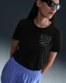 Футболка женская Nike SPORTSWEAR CLUB черная IB2447-010