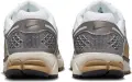 Кросівки Nike ZOOM VOMERO 5 біло-срібно-золоті FJ4151-006