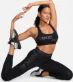 Топ женский Nike PRO SWOOSH LIGHT SUPPORT черный FN2749-010