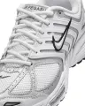 Кросівки Nike AIR PEGASUS 2005 біло-срібні HQ3031-003