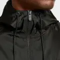 Ветровка Nike SPORTSWEAR WINDRUNNER HOODED JACKET оливковая DA0001-222