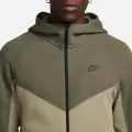 Спортивный костюм Nike SPORTSWEAR TECH FLEECE бежево-оливковый FB7921-276__FB8002-276