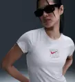 Футболка жіноча Nike SPORTSWEAR SLIM SHORT-SLEEVE GRAPHIC світло-сіра IB2444-051
