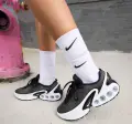 Кроссовки женские Nike AIR MAX DN черно-белые FJ3145-002