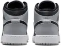 Кроссовки подростковые Nike AIR JORDAN 1 MID (GS) бело-черно-серые DQ8423-101