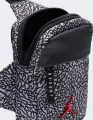 Сумка через плечо Nike JORDAN AIRBORNE HIP BAG бело-черная 7A0747-I00