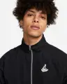 Куртка Nike AIR JORDAN ESSENTIAL STATEMENT WARMUP черная DH9037-010