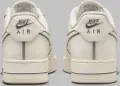 Кроссовки Nike AIR FORCE 1 '07 бежево-серые IB7677-101