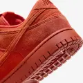 Кроссовки женские Nike DUNK LOW SE красно-темно-оранжевые HV5756-633
