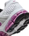 Кроссовки подростковые Nike VOMERO 5 (GS) бело-фиолетовые HF6998-102