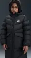 Куртка підліткова Nike SPORTSWEAR ALL DAY PLAY THERMA-FIT LOOSE-FIT FULL-LENGTH чорна HJ2538-010