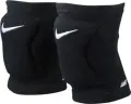 Наколенники Nike STREAK VOLLEYBALL KNEE PADS черные N.VP.05.001