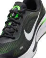 Кроссовки беговые Nike JOURNEY RUN черно-зеленые FN0228-007
