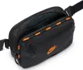 Сумка через плече Nike HAYWARD PATROL 4L чорно-помаранчева HJ8229-010