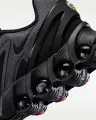 Кроссовки Nike AIR MAX DN8 SE черные HV4525-001