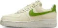 Кросівки жіночі Nike AIR FORCE 1 '07 NEXT NATURE бежево-зелені DV3808-102