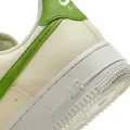 Кросівки жіночі Nike AIR FORCE 1 '07 NEXT NATURE бежево-зелені DV3808-102