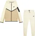 Спортивный костюм подростковый Nike SPORTSWEAR TECH FLEECE кремово-бежевый HV5867-297__HV5869-235