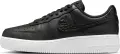 Кросівки жіночі Nike AIR FORCE 1 '07 SE чорні IO4837-001